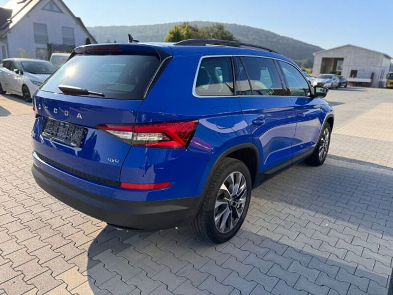 SKODA Kodiaq Clever 4x4 2,0TDI 4x4 DSG AHK