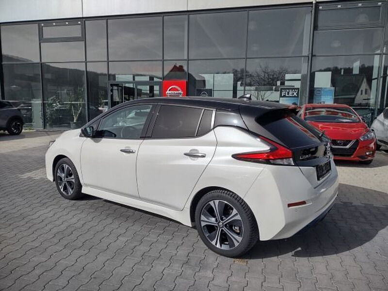 Nissan Leaf N-Connecta 40KW Winter / LED / 2Farben