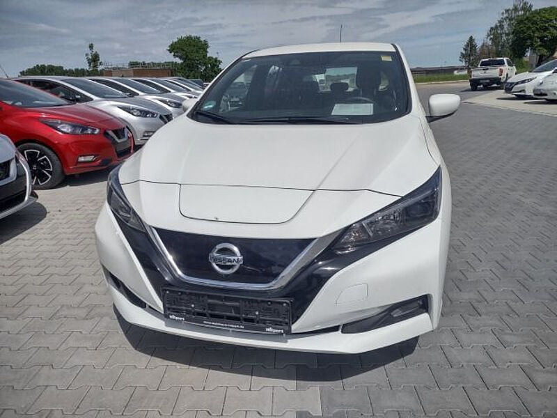 Nissan Leaf Acenta 40 KW Winter-Paket / Ganzjahresreifen