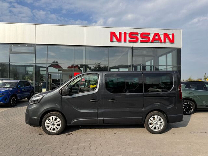 Nissan Primastar Kombi L1H1 2,8t Tekna 8Sitze Heckklappe DESIGNPAKET