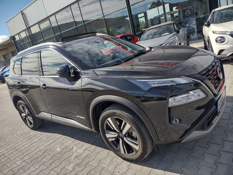 Nissan X-Trail N-Connecta 1.5 VC-T e-POWER / ProPilot / Glasdach