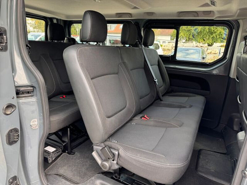 Nissan NV300 Kombi L2H1 3,0t N-CONNECTA 9SITZE NAVI