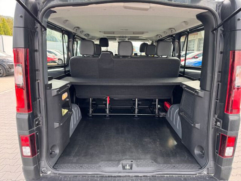 Nissan NV300 Kombi L2H1 3,0t N-CONNECTA 9SITZE NAVI