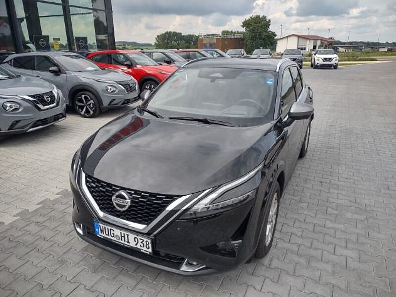 Nissan Qashqai Tekna 1.3 DIG-T 140PS / NAVI / Teilleder / ProPilot / 2Farben