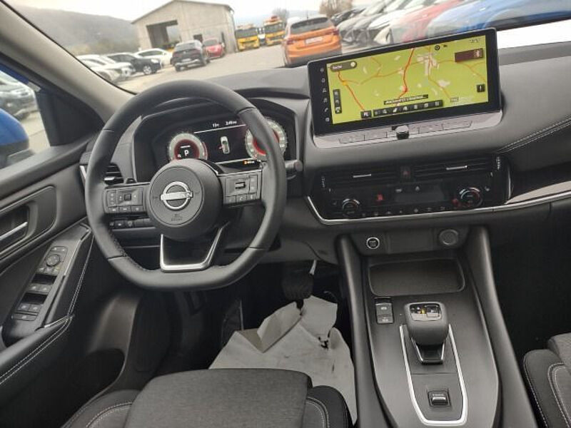 Nissan Qashqai N-Connecta 1,3DIG-T Xtronic Winterpaket