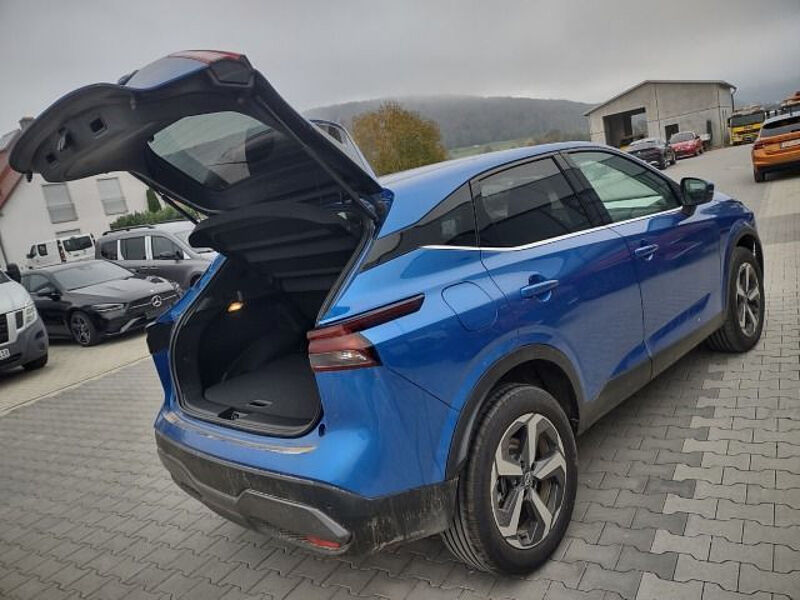 Nissan Qashqai N-Connecta 1,3DIG-T Xtronic Winterpaket