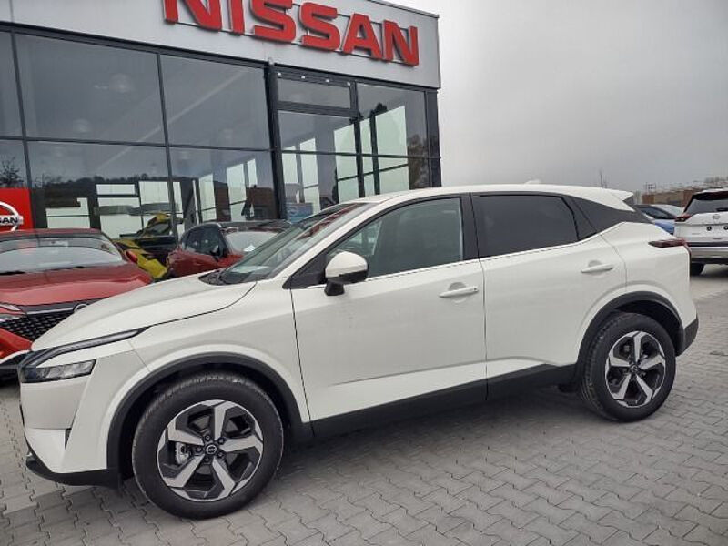 Nissan Qashqai N-Connecta Xtronic 1.3DIG-T NAVI / Winter / Kamera