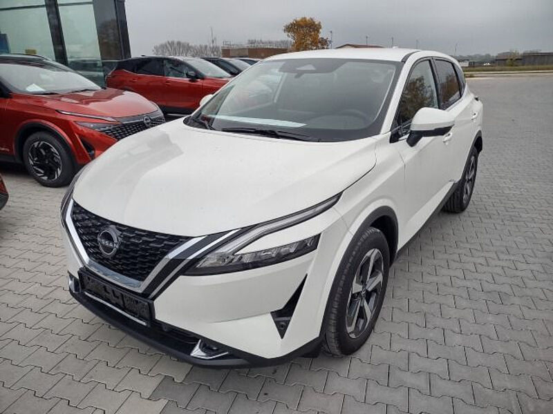 Nissan Qashqai N-Connecta Xtronic 1.3DIG-T NAVI / Winter / Kamera