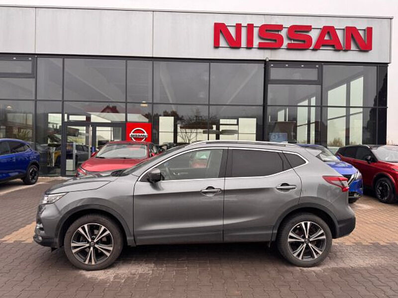 Nissan Qashqai 1.7dCi N-Connecta LED GLASDACH AHK