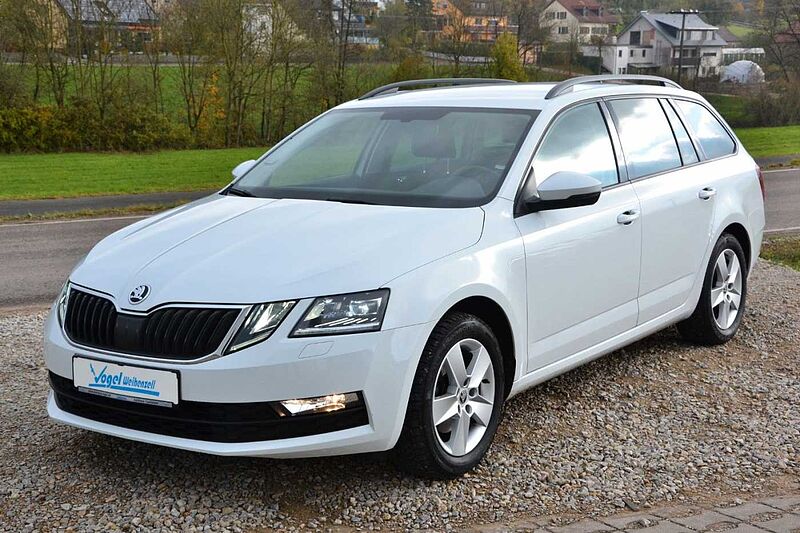 SKODA Octavia Combi Ambition