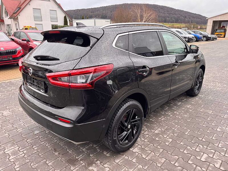 Nissan Qashqai 1.3DIG-T 140PS N-Connecta Totwinkel/Einpark/4xKamera