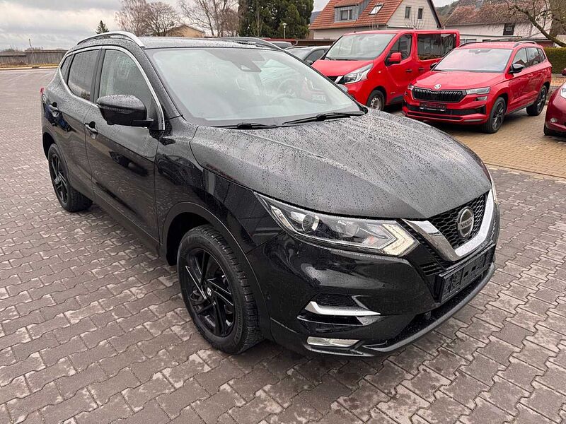 Nissan Qashqai 1.3DIG-T 140PS N-Connecta Totwinkel/Einpark/4xKamera