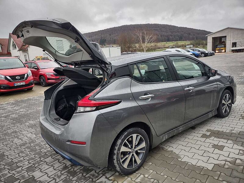 Nissan Leaf Acenta 40KW / Winterpaket / Kamera / Ganzjahresreifen