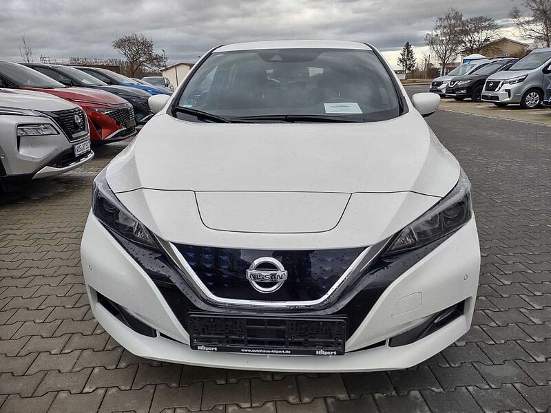 Nissan Leaf N-Connecta 40KW / NAVI / Winter / AVM Kamera