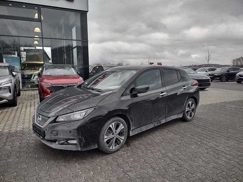 Nissan Leaf N-Connecta 40KW / NAVI / LED / Winter / AVM Kamera