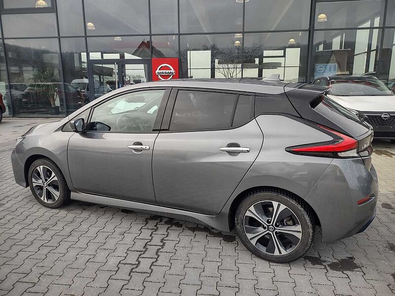 Nissan Leaf N-Connecta 40KW LED / Winter / Ganzjahreifen